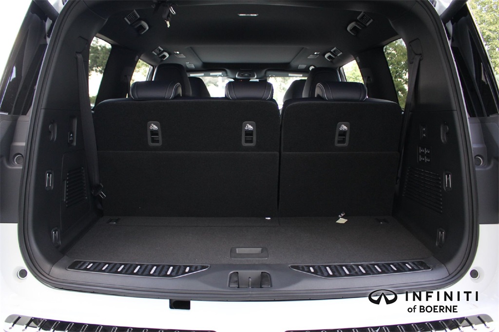 2026 Infiniti QX80 Sensory photo 20