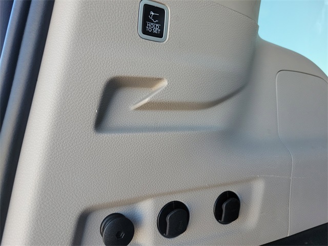 2023 Jeep Wagoneer Series II Limited photo 8