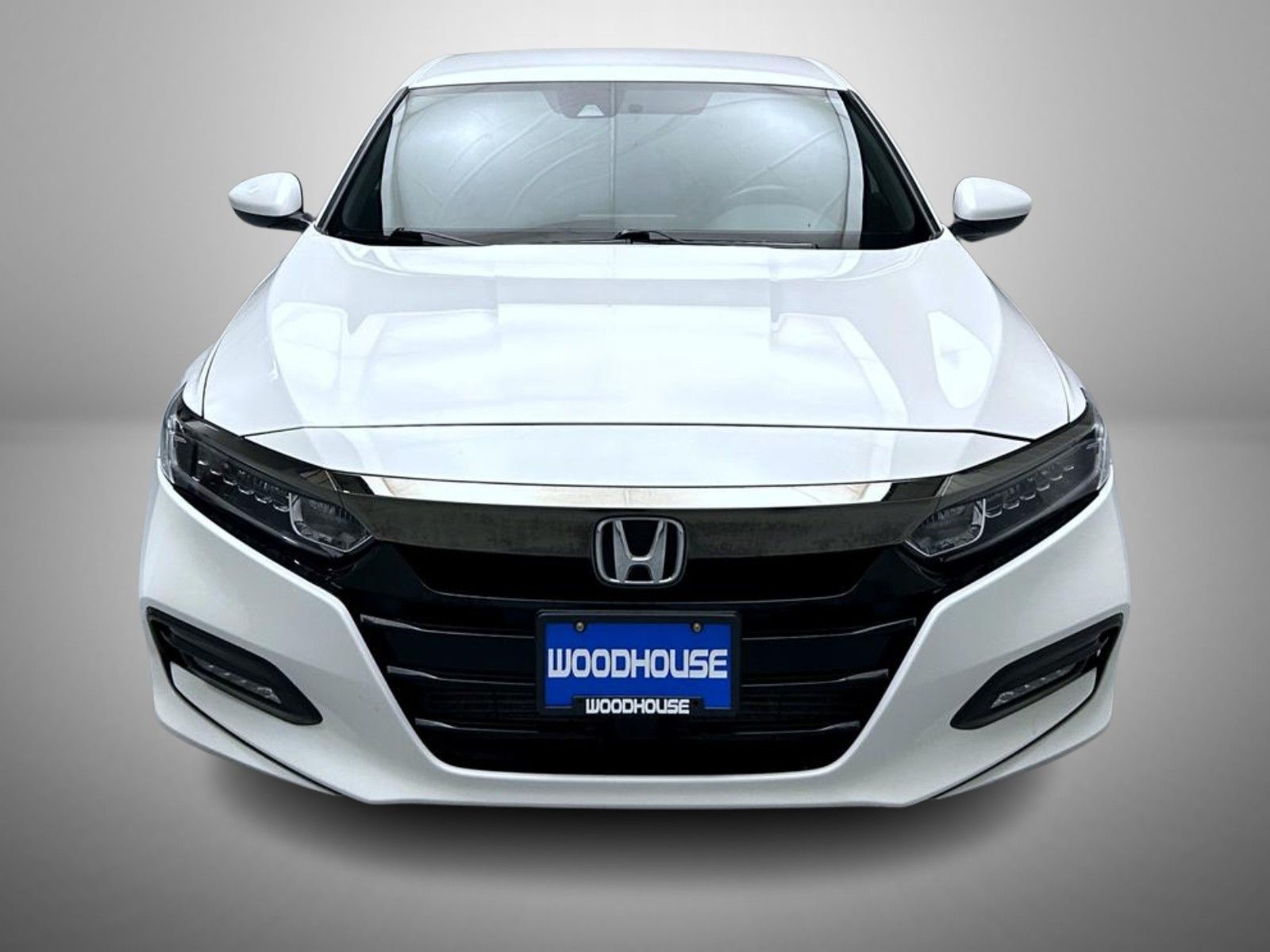 2018 Honda Accord Sport photo 2