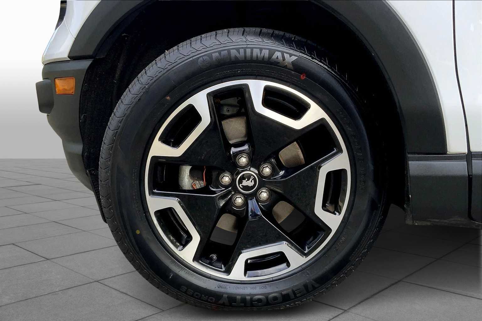 2024 Ford Bronco Sport Outer Banks photo 9