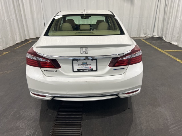2017 Honda Accord Hybrid EX-L photo 4