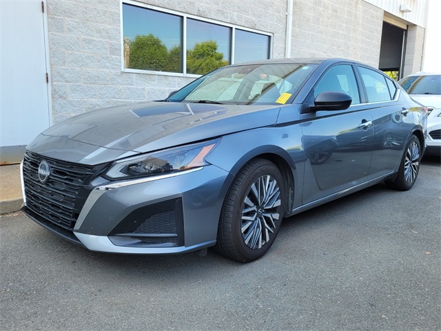 2024 Nissan Altima 2.5 SV photo 3