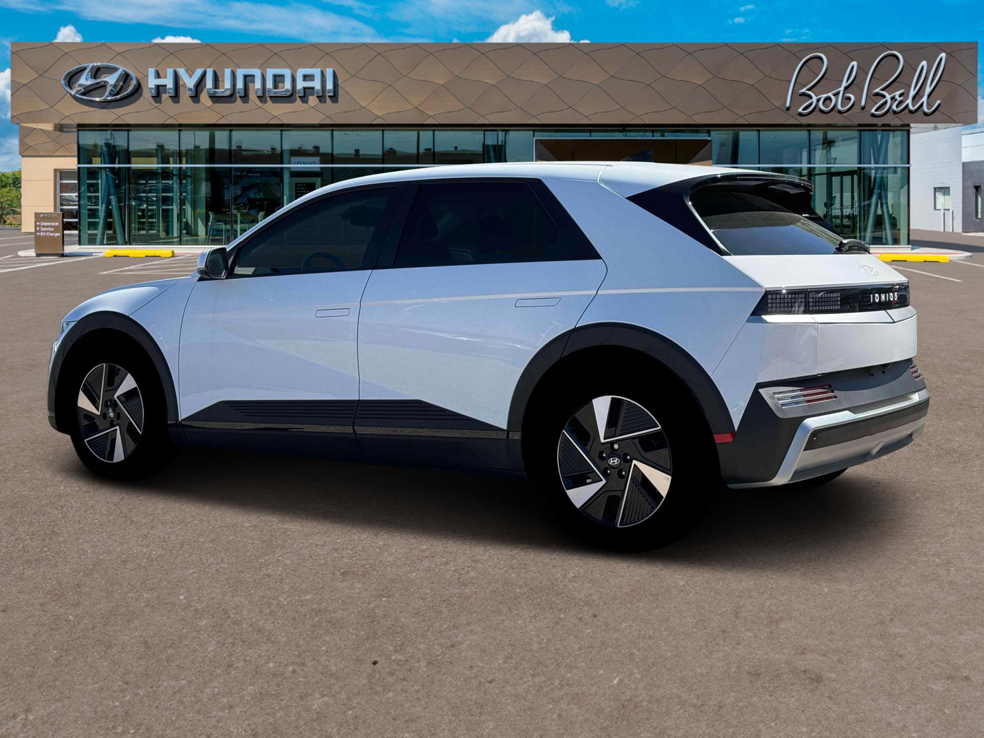 2025 Hyundai Ioniq 5 SE photo 4