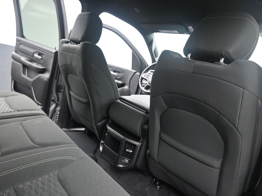 2025 Ram 1500 Tradesman photo 14