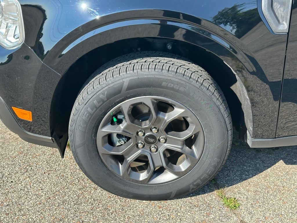 2023 Ford Maverick XLT photo 4