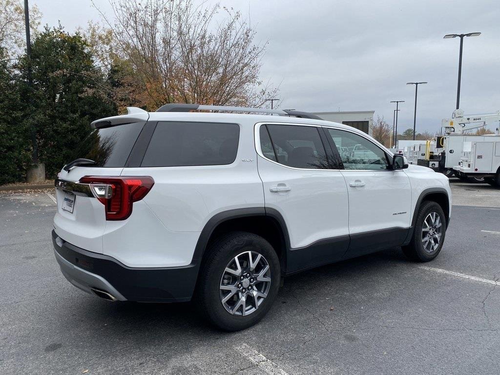 2023 GMC ACADIA - Image 2