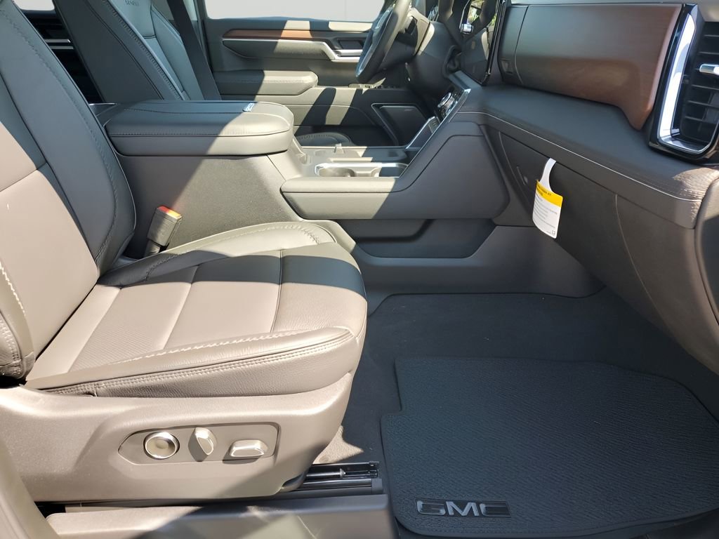 2026 Gmc Sierra 2500 Denali photo 12