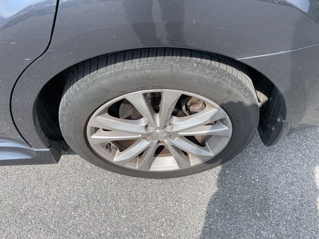 2013 Subaru Legacy 3.6R Limited photo 8