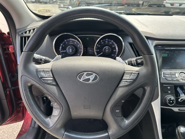 2011 Hyundai Sonata SE photo 14