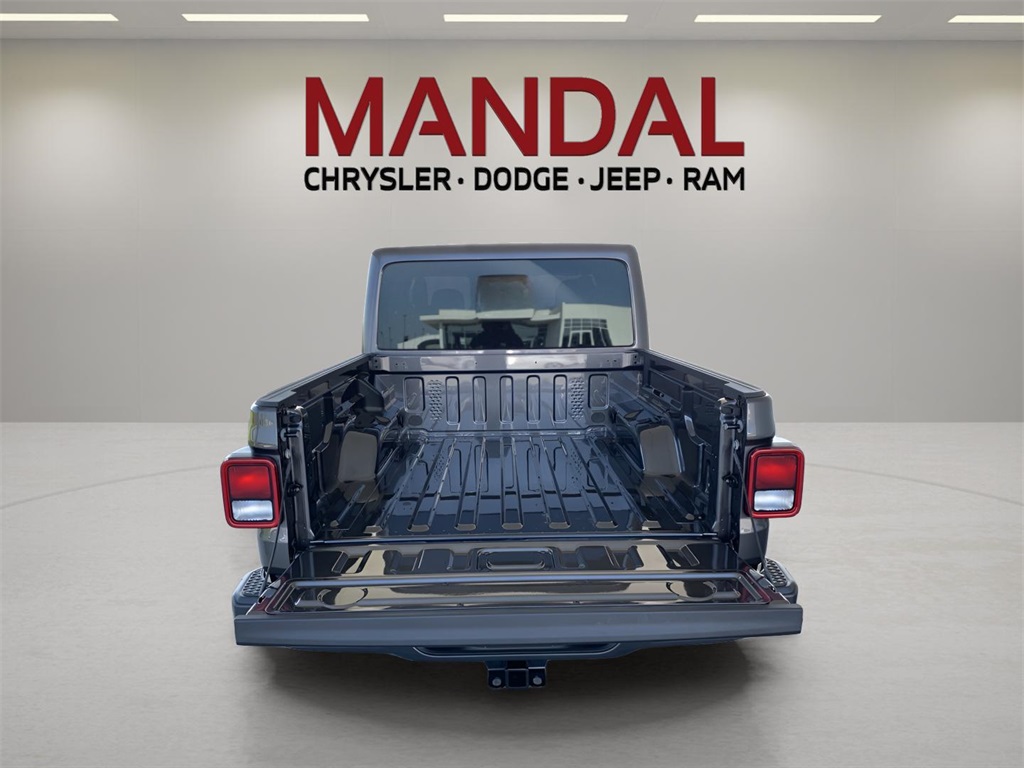 2025 Jeep Gladiator Sport photo 19