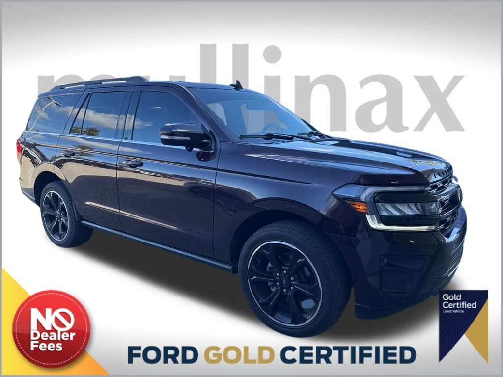 2023 Ford Expedition Limited's photo