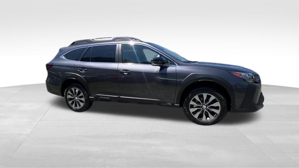 2025 Subaru Outback Limited photo 8