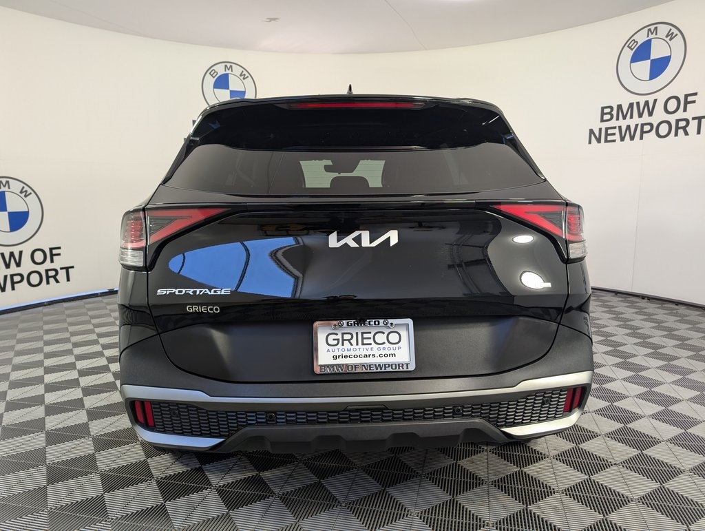 2024 Kia Sportage X-Line photo 3