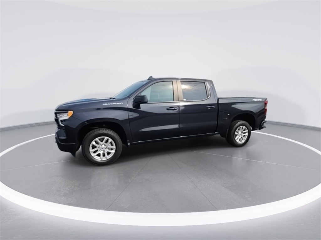2022 Chevrolet Silverado 1500 RST photo 2