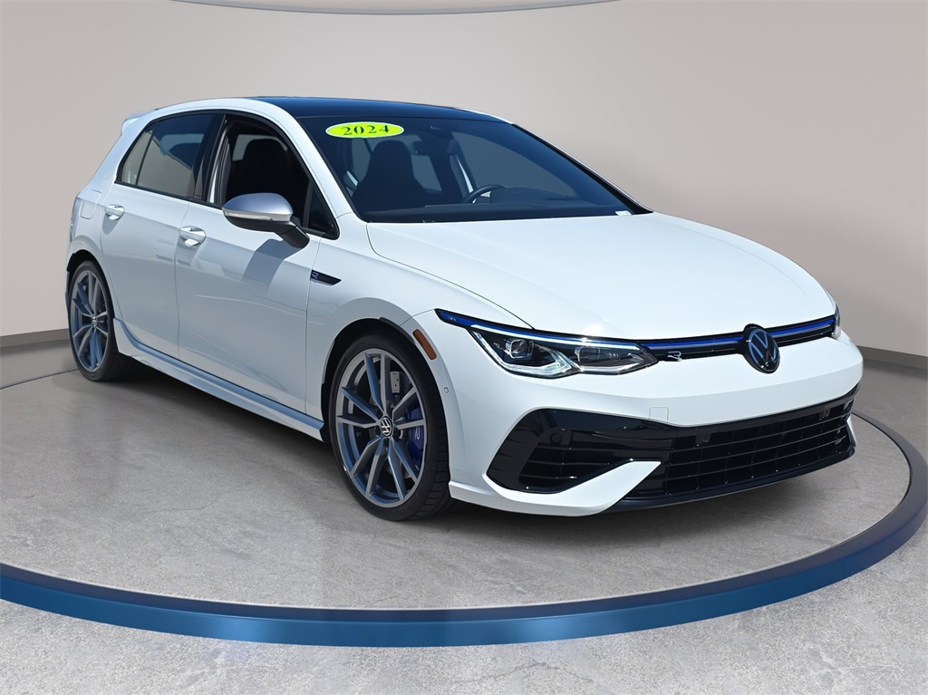 2024 Volkswagen Golf R photo 3