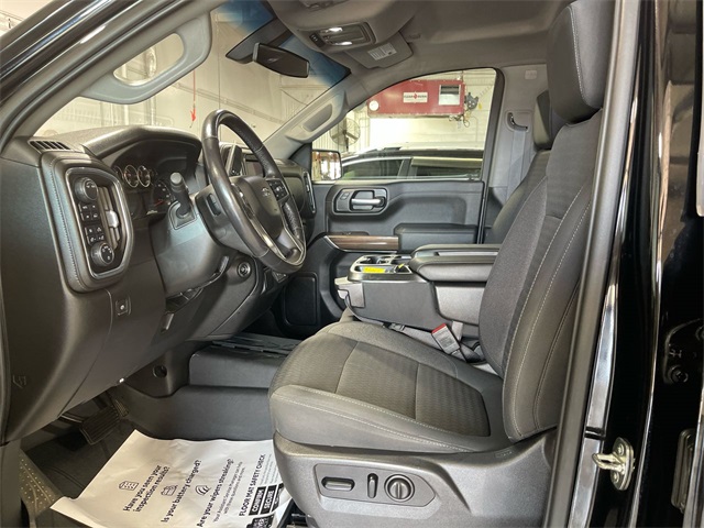 2020 Chevrolet Silverado 1500 RST photo 7