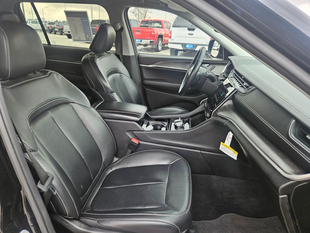 2022 Jeep Grand Cherokee Limited photo 29