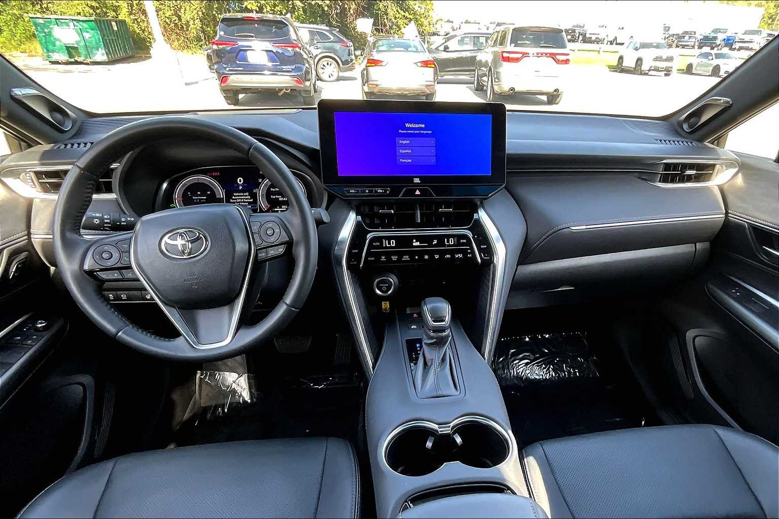 2023 Toyota Venza Limited photo 5