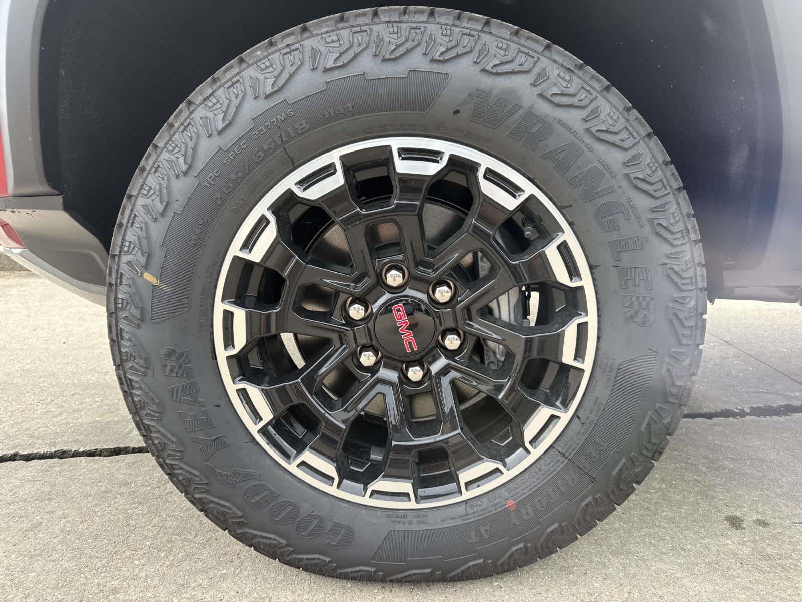 2026 Gmc Canyon AT4 photo 4
