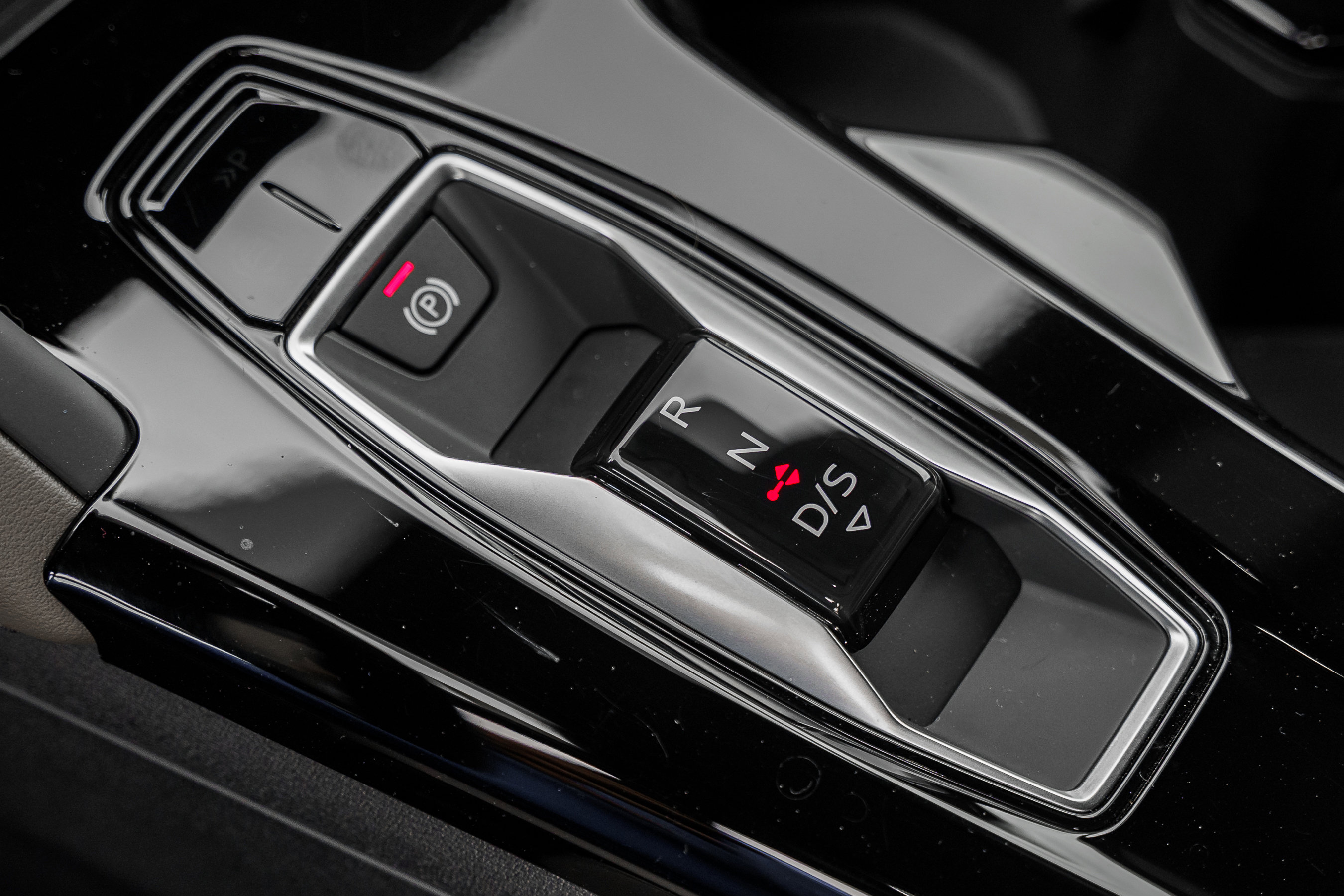 2025 Audi Q5 Premium Plus photo 7