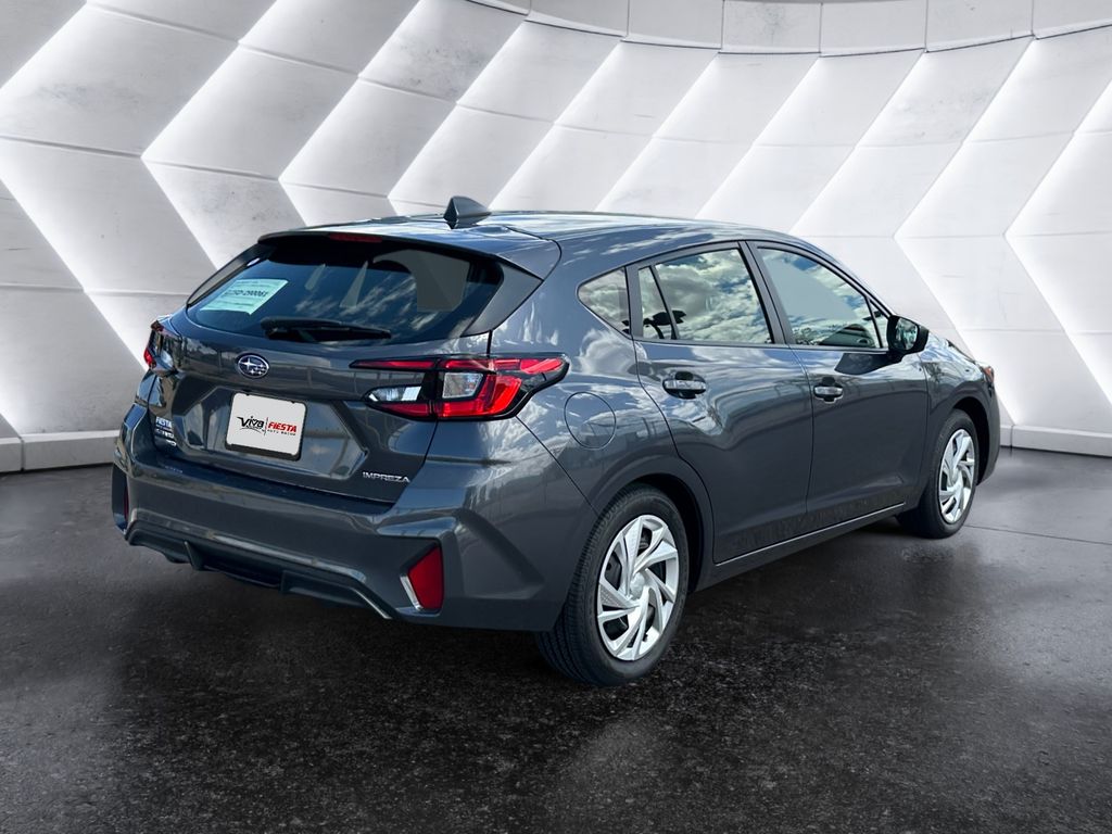 2024 Subaru Impreza Base photo 4