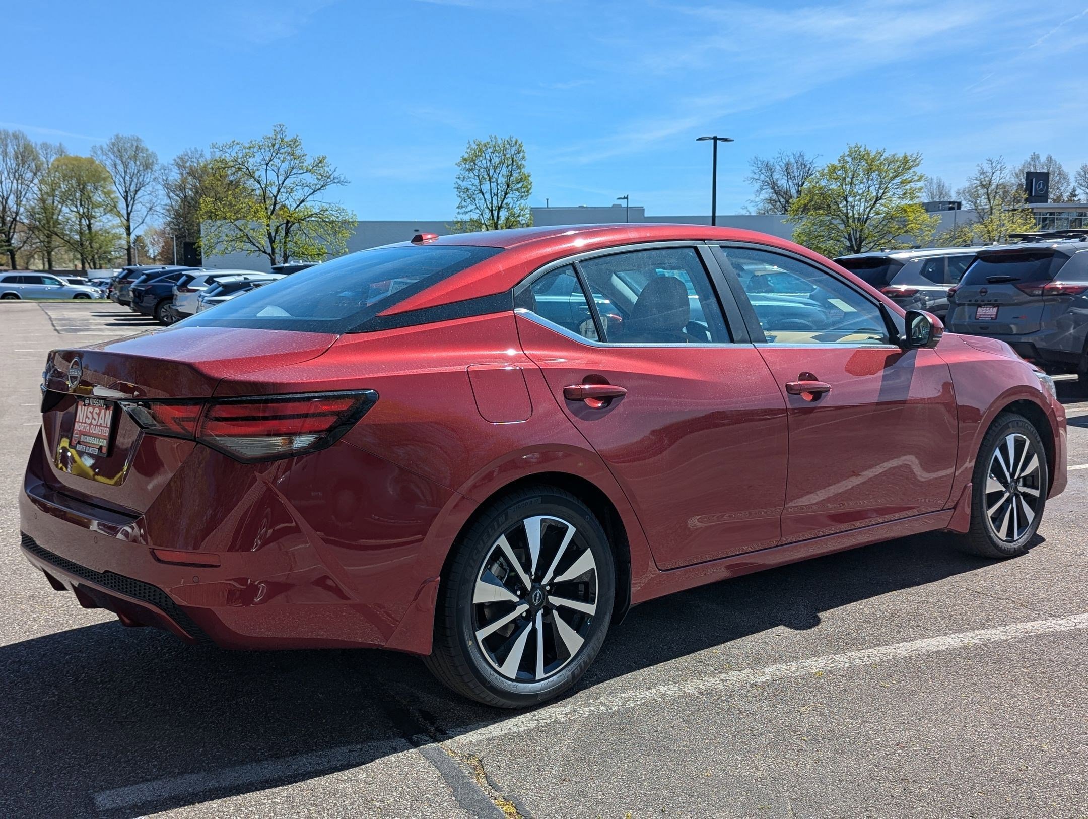 2025 Nissan Sentra SV photo 2