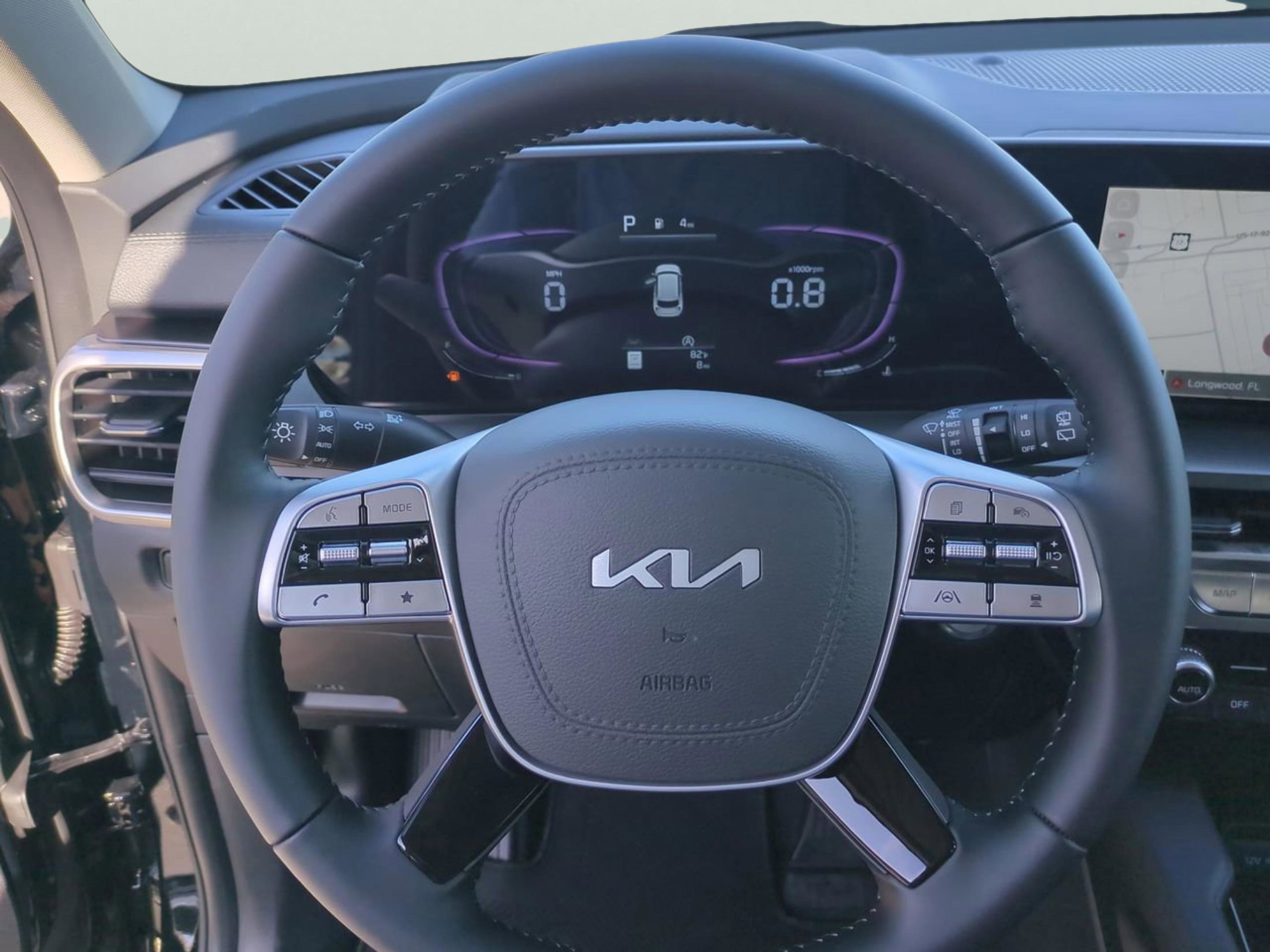 2025 Kia Telluride LX photo 25