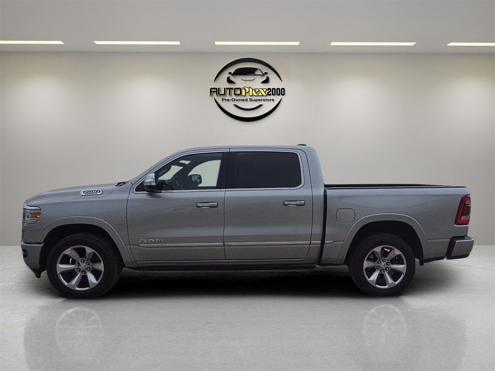 2019 Ram 1500 Limited photo 4