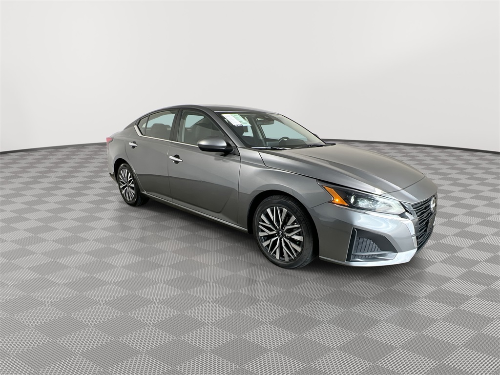 Certified 2023 Nissan Altima SV with VIN 1N4BL4DVXPN377077 for sale in Riviera Beach, FL