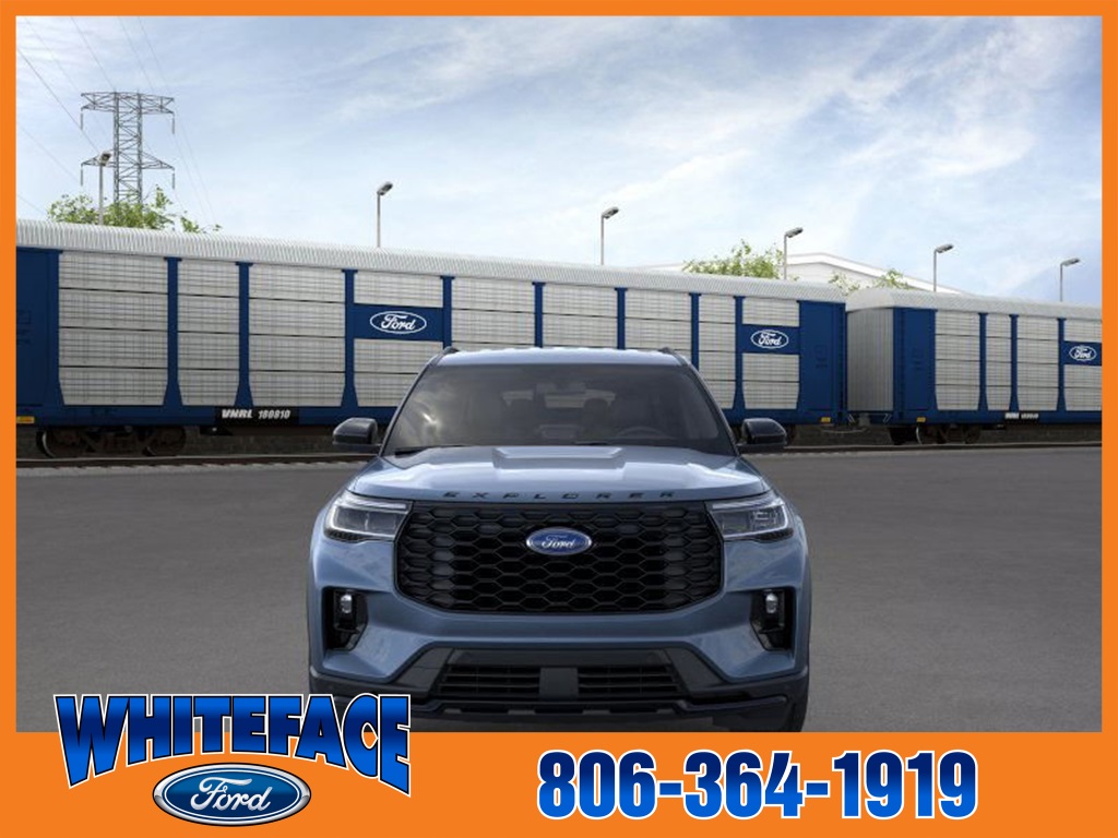 2025 Ford Explorer ST-Line photo 5