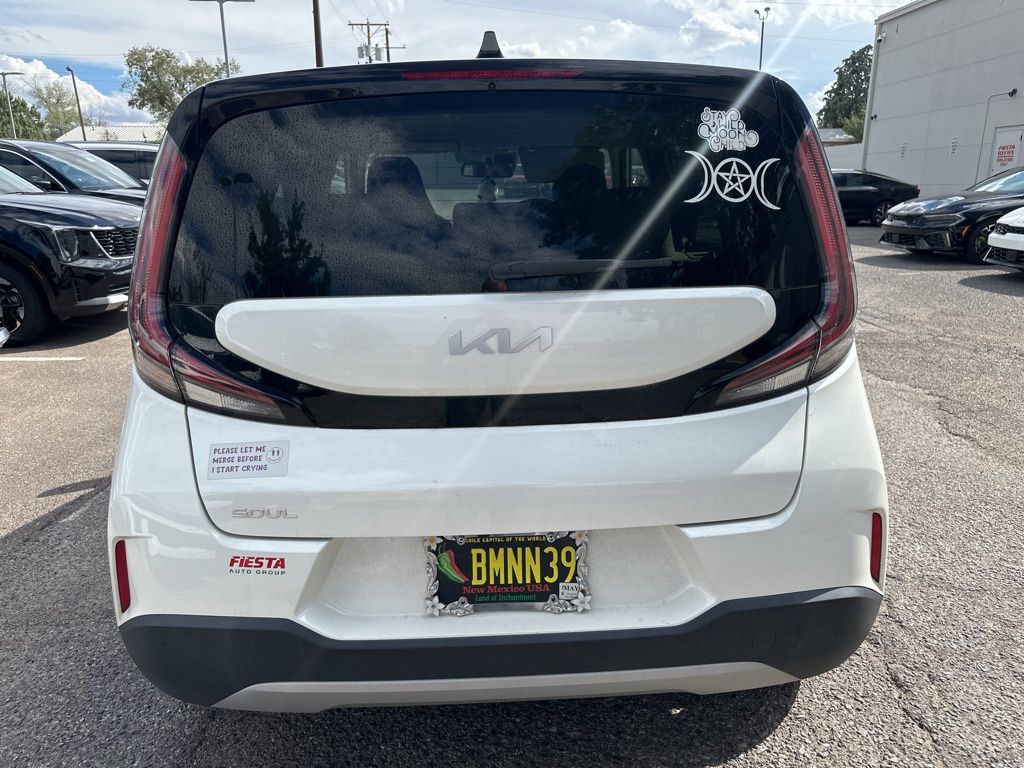 2023 Kia Soul LX photo 6