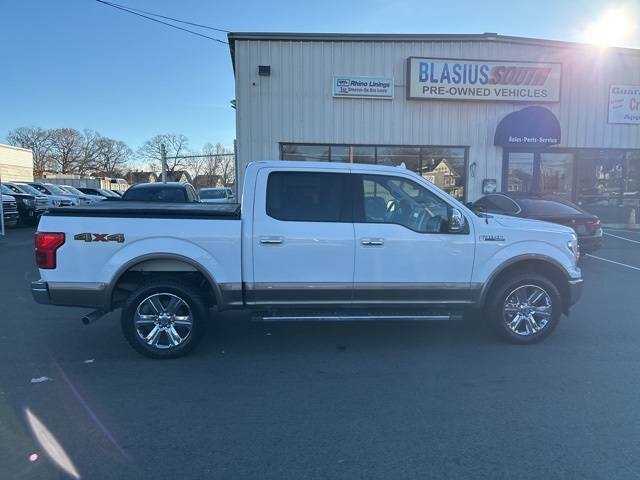 2018 Ford F-150 Lariat photo 2