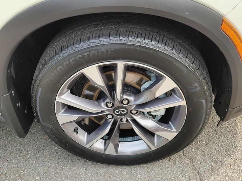 2024 Infiniti QX60 Luxe photo 18