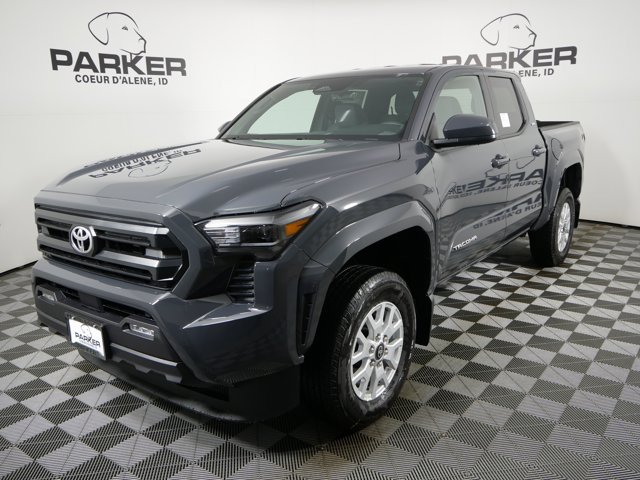 2025 Toyota Tacoma SR5's photo