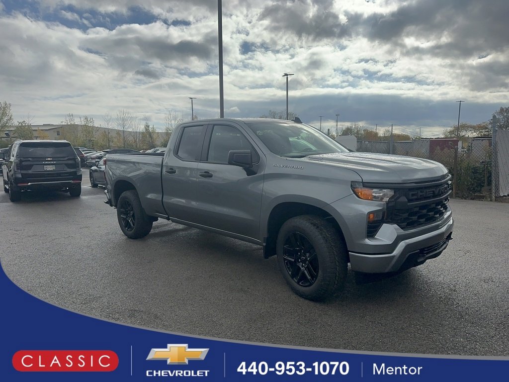 2026 Chevrolet Silverado Base's photo