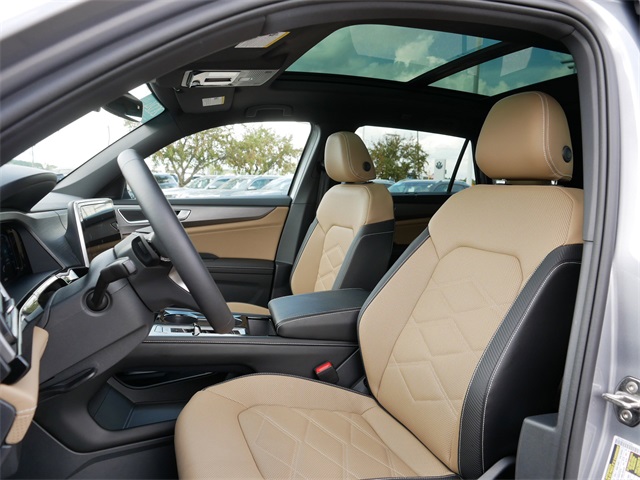 2024 Volkswagen Atlas Cross Sport SE Technology photo 15