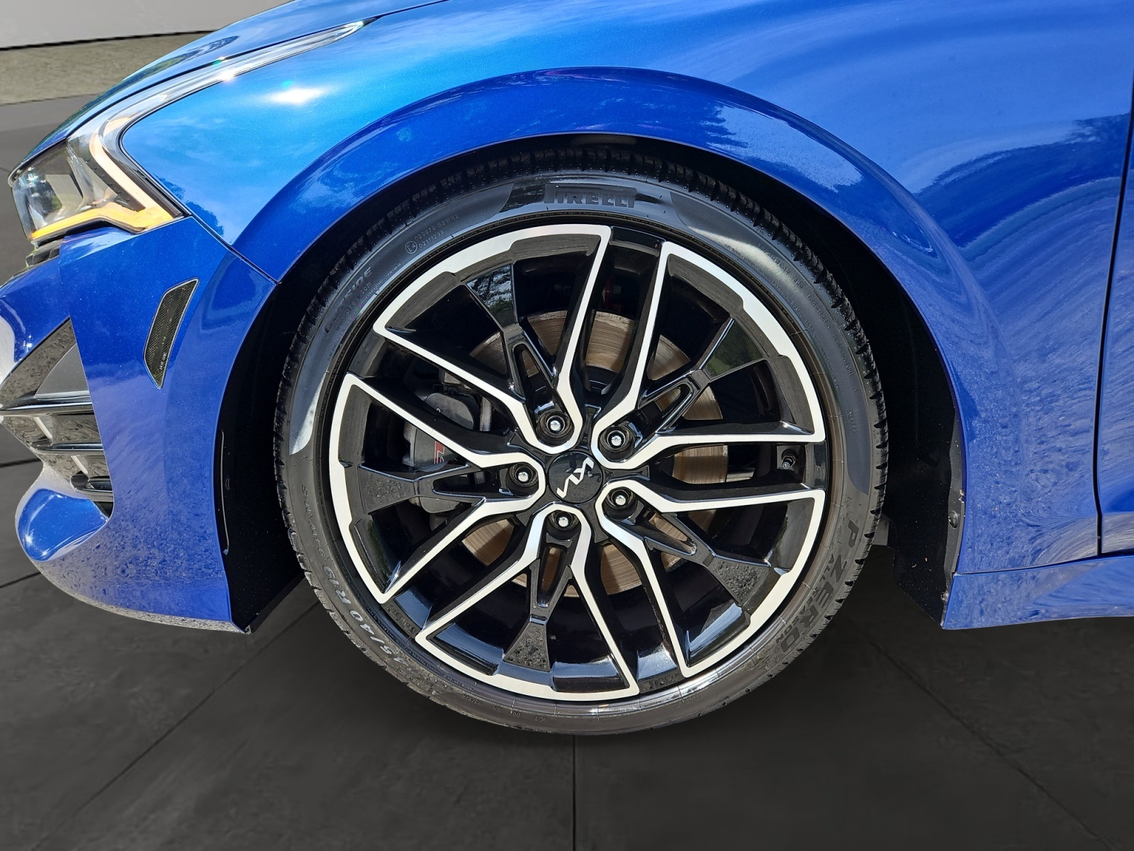 2024 Kia K5 GT photo 14