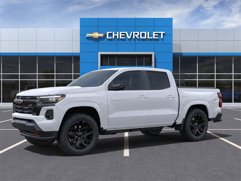 2025 Chevrolet Colorado Z71 photo 2