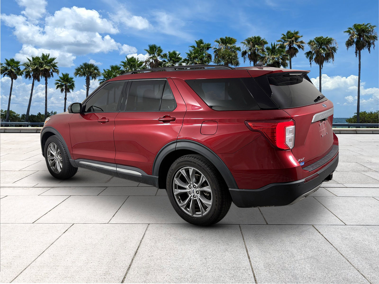2022 Ford Explorer XLT photo 7