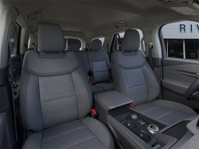 2025 Ford Explorer photo 9