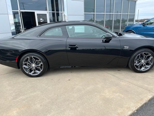 2025 Dodge Charger R/T photo 7