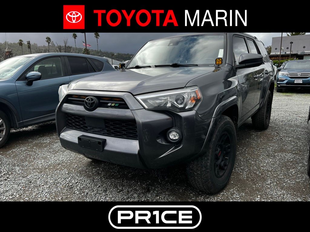 2021 Toyota 4Runner SR5's photo