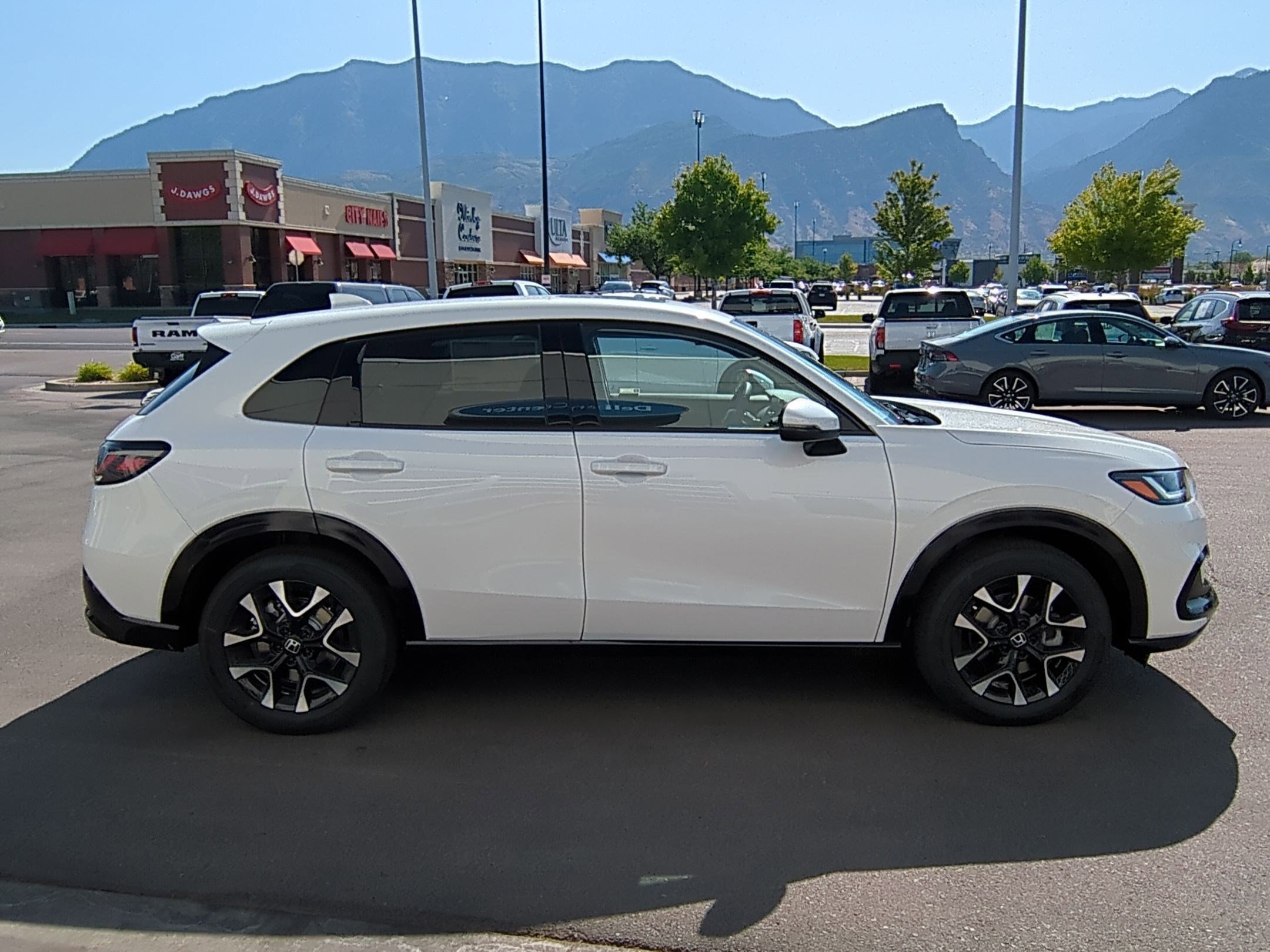 2026 Honda HR-V EX-L photo 2