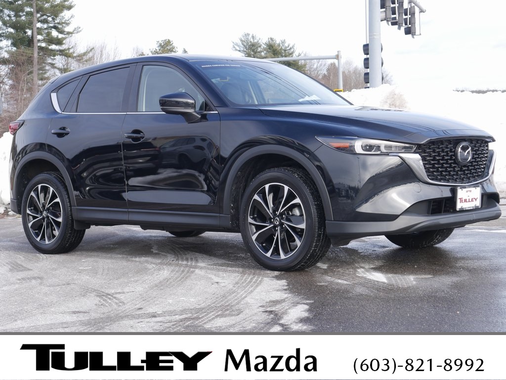 2023 Mazda CX-5 S Premium package's photo