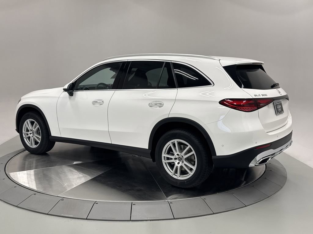 2026 Mercedes Benz GLC 300 4MATIC photo 5