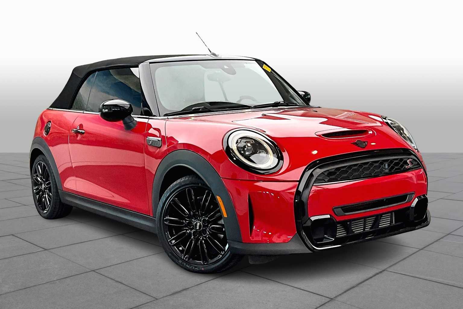 2023 Mini Cooper Convertible S photo 2