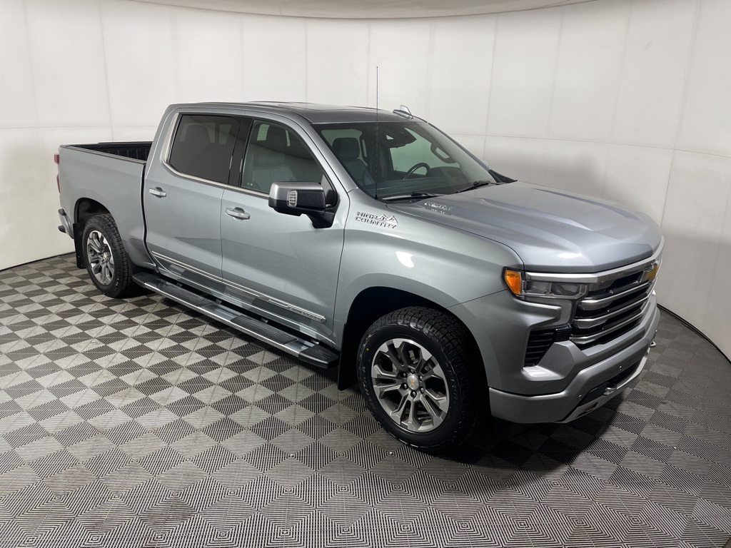 2025 Chevrolet Silverado 1500 High Country's photo