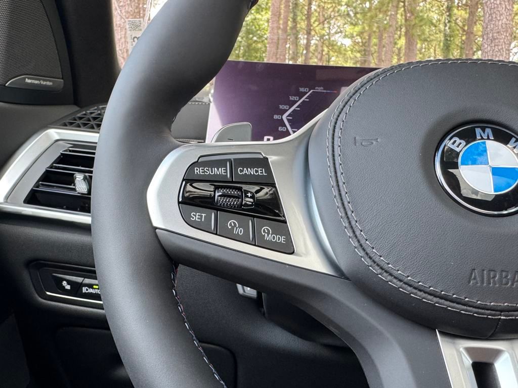 2026 Bmw X7 M60i photo 25