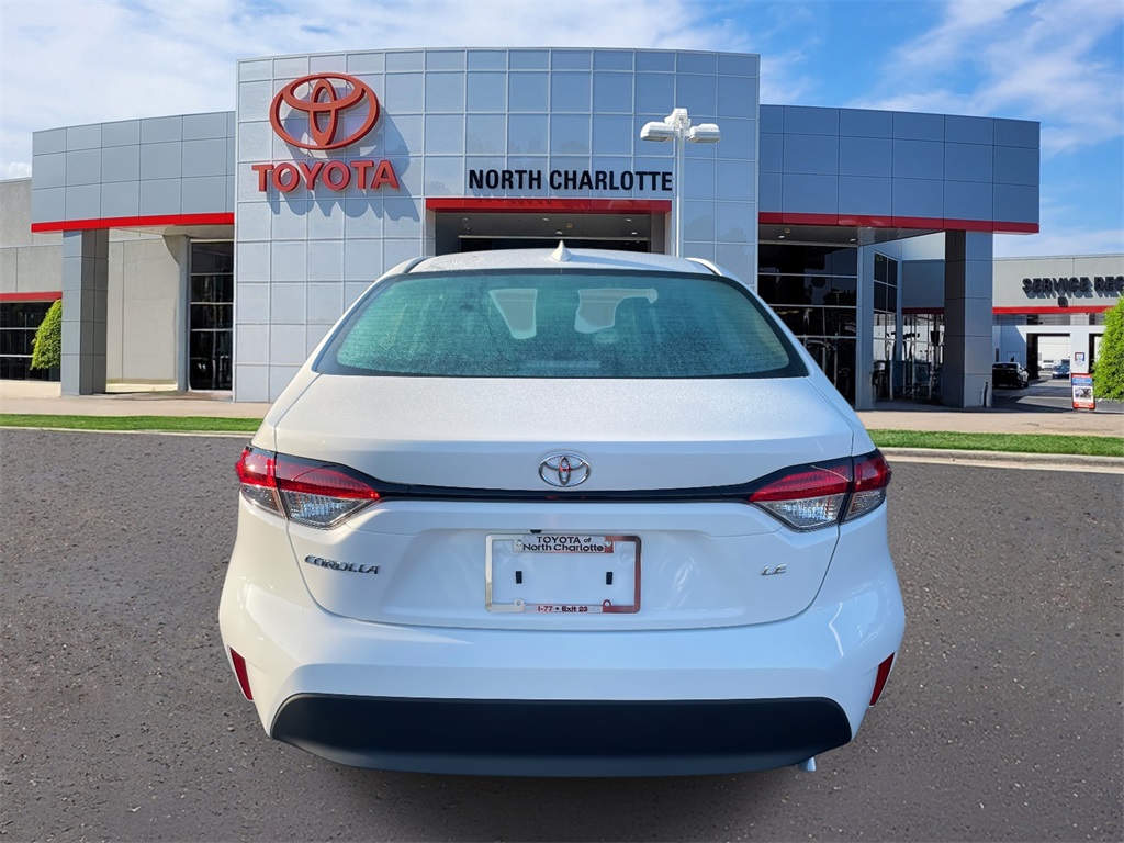 2025 Toyota Corolla LE photo 6