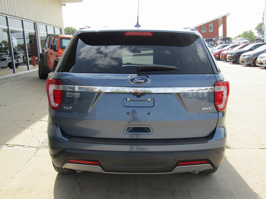 2019 Ford Explorer XLT photo 4